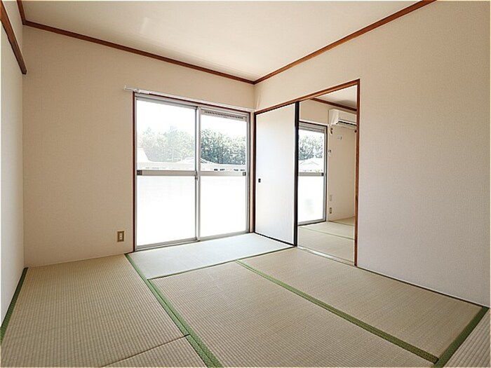 居室・リビング　和室があると、家にあたたかい雰囲気が生まれます