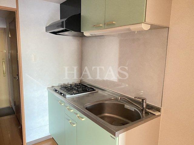 キッチン　同物件別部屋です。