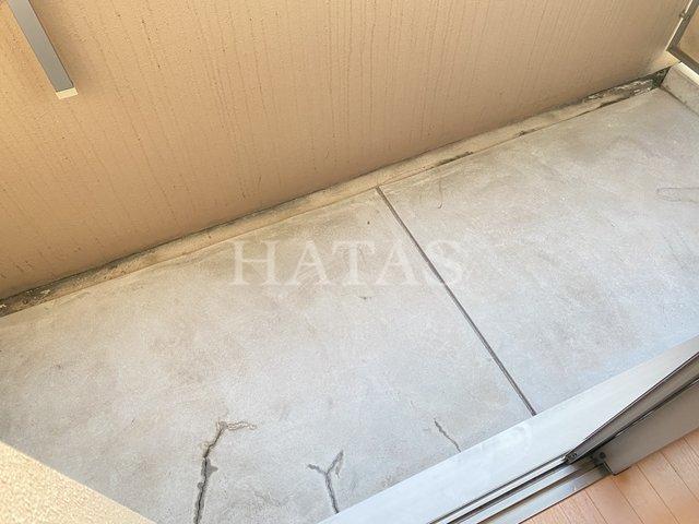 バルコニー　同物件別部屋です。