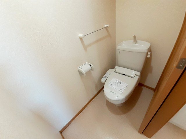 トイレ　コンパクトで使いやすいトイレです