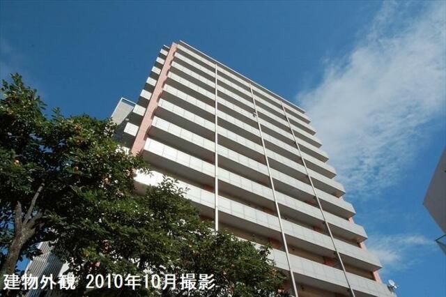 建物外観　落ち着いた雰囲気の外観です