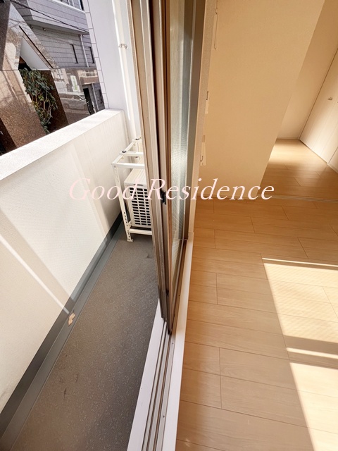 バルコニー　【南向きの明るいお部屋♪】人気の東横線利用でアクセス良好！