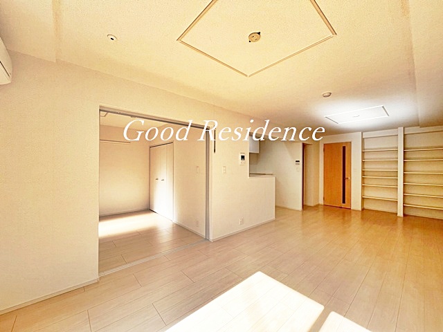 居室・リビング　【南向きの明るいお部屋♪】人気の東横線利用でアクセス良好！