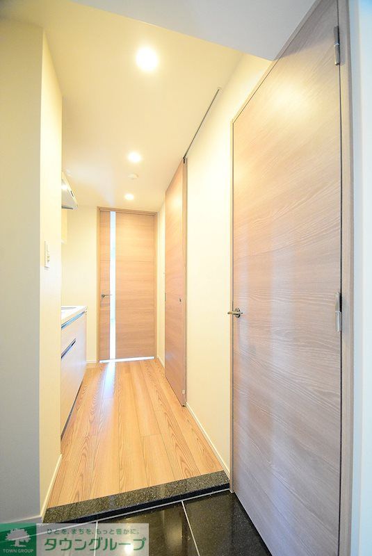 玄関　タイプ異なります