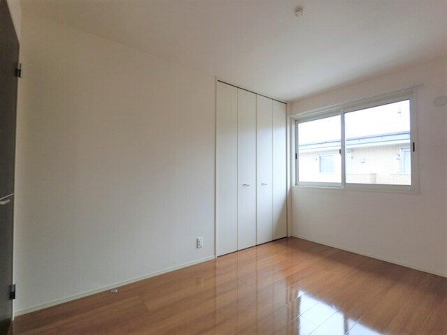 その他部屋・スペース　２Ｆ　洋室北　クローゼット付き