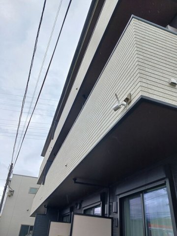 バルコニー　暖かな日差しのふりそそぐバルコニー