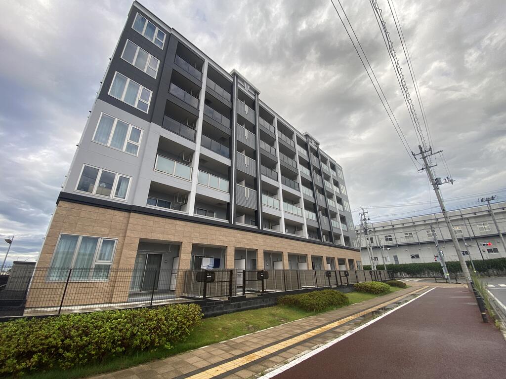 建物外観　外観写真