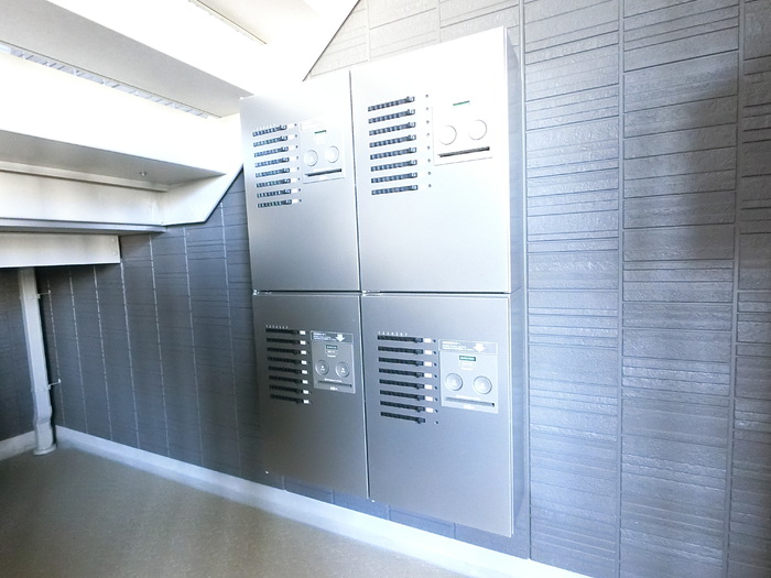 その他設備　荷物の受取に便利な宅配ボックス付き♪