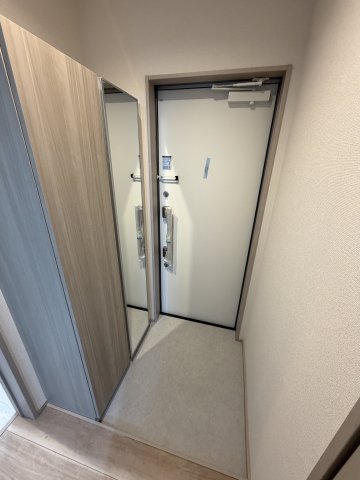 玄関　同社施工