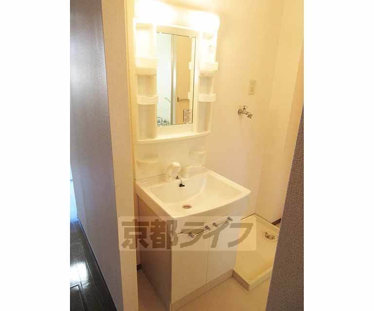 洗面設備　独立洗面台です！