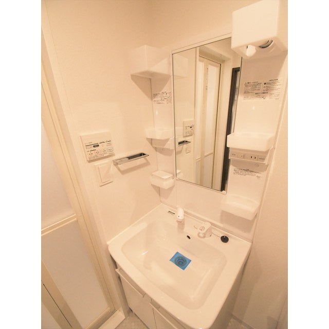 洗面設備　洗面所です