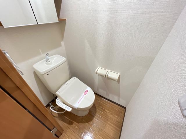 トイレ　シャワー付トイレ