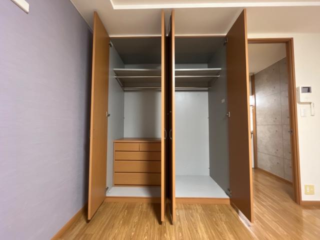 収納　クローゼット
