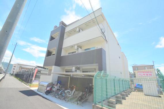 建物外観　綺麗な外観の素敵なお部屋があなたを待っています。