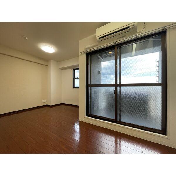 居室・リビング　広々とした洋室です