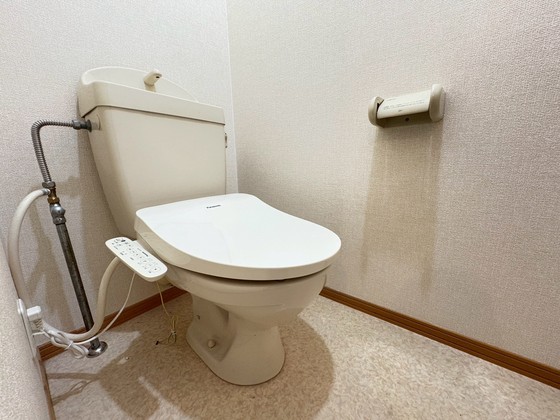 トイレ　※別部屋の写真を使用しています。