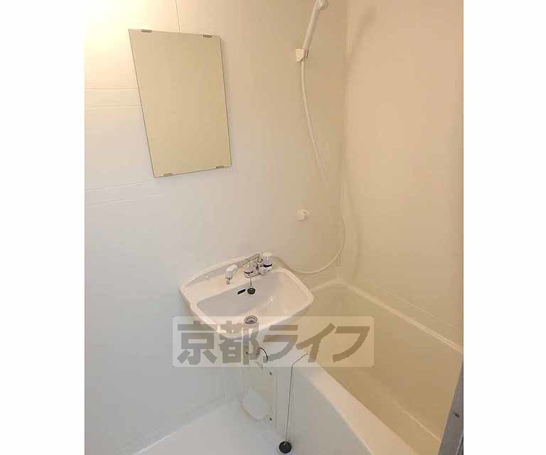 バス・シャワールーム　バスです。