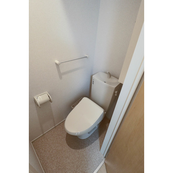 トイレ　同じ建物の別のお部屋