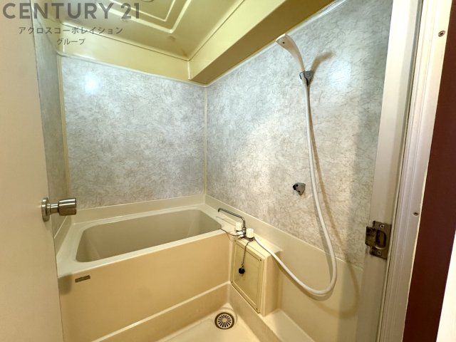 バス・シャワールーム　バストイレセパレートタイプでオススメ♪