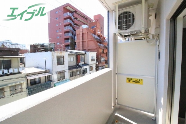 バルコニー　ベランダ