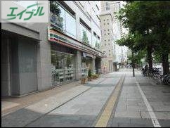 コンビニ　セブンイレブン岡山柳1丁目店（コンビニ）まで330m