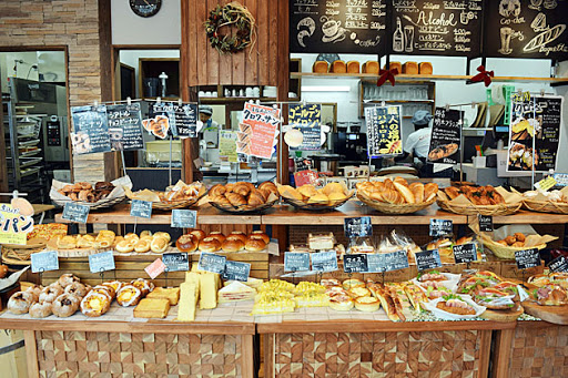 飲食店　クロワッサン 木更津店（飲食店）まで169m