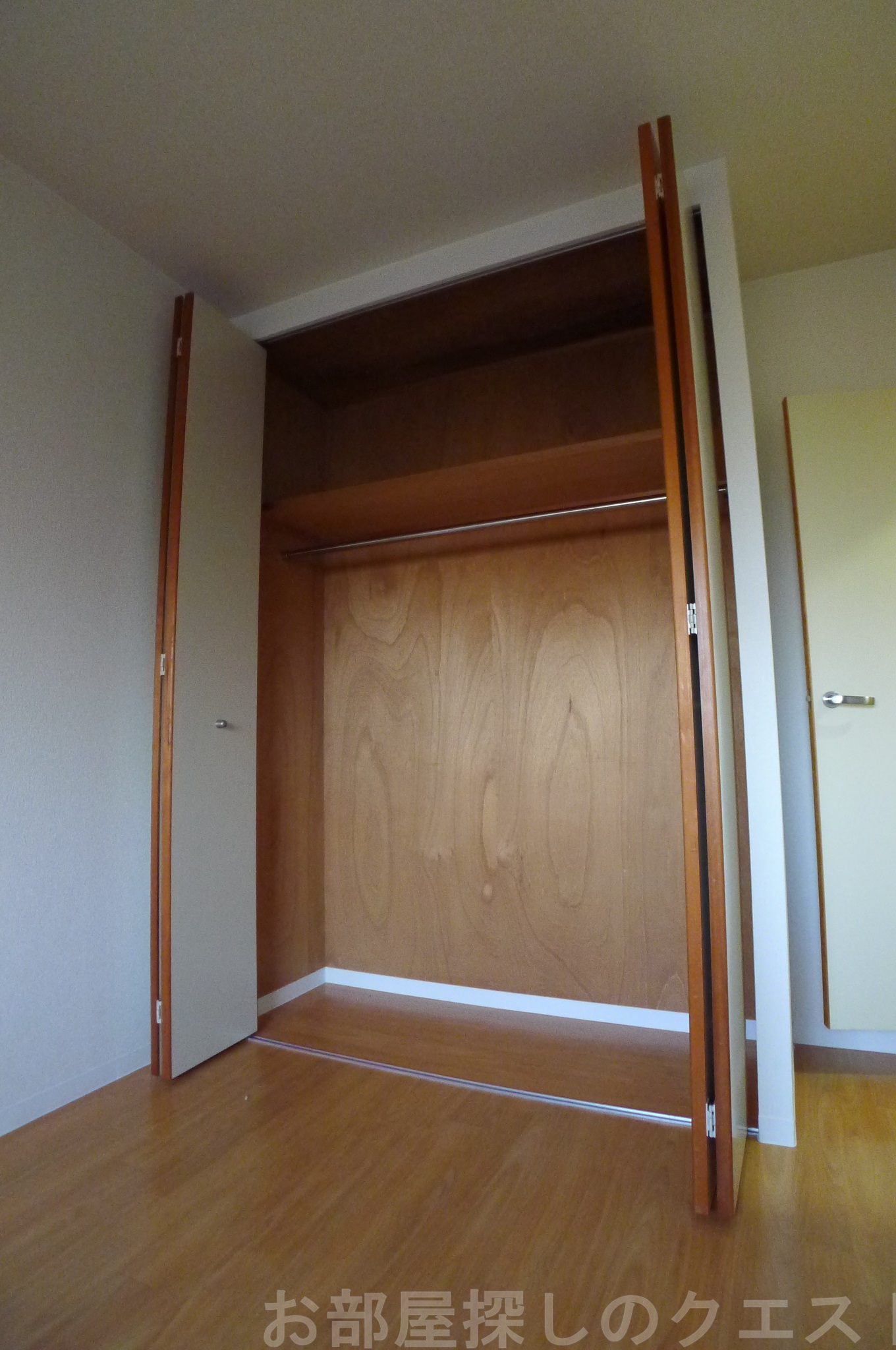 収納　（写真は同タイプ）