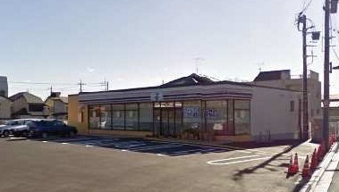 コンビニ　セブンイレブン三芳藤久保西店（コンビニ）まで500m