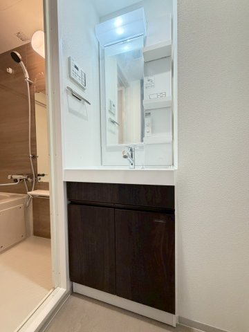 洗面設備　詳細は、RISUMO江坂本店までお問合せください♪