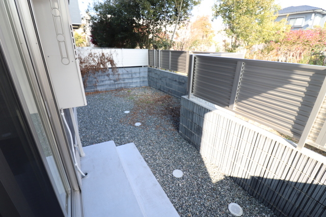 バルコニー　１０３　バルコニー