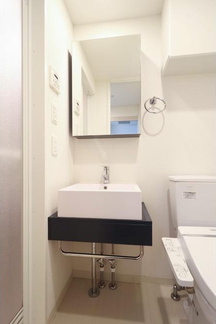 洗面設備　同物件別部屋写真