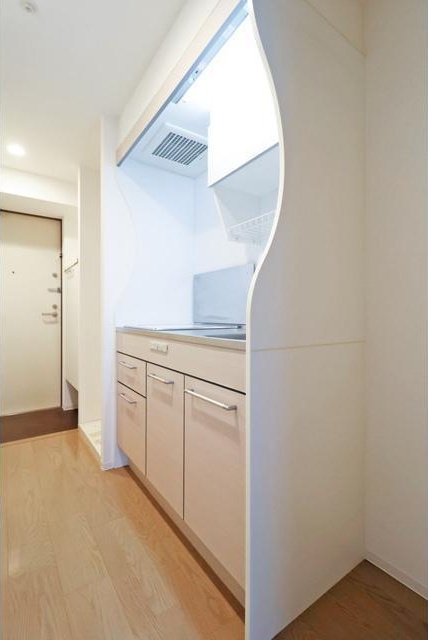 キッチン　同物件別部屋写真