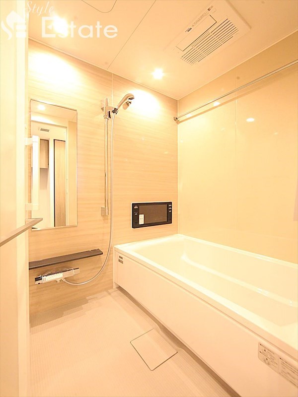 バス・シャワールーム　バスルーム