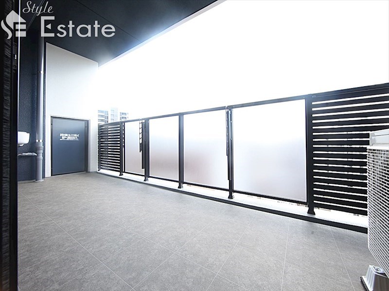 バルコニー　バルコニー