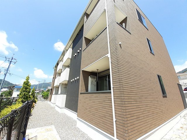 建物外観　外観は落ち着いています