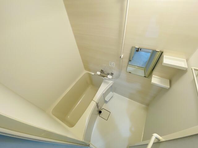 バス・シャワールーム　?