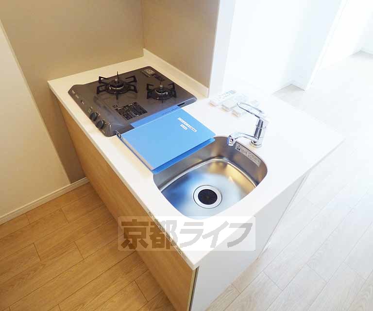 キッチン　コンパクトなキッチンです。