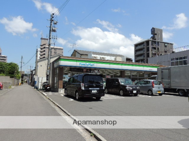 コンビニ　ファミリーマート戸畑明治町店（コンビニ）まで210m