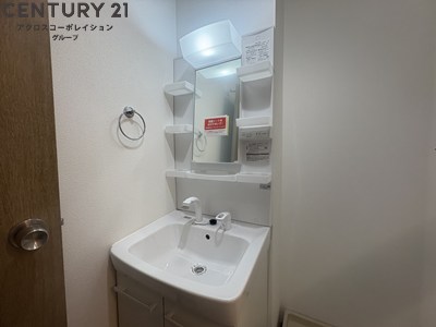 洗面設備　収納もしっかりとある独立洗面台☆