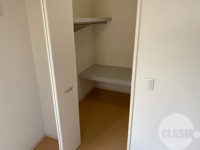 収納　ウォークインクローゼット