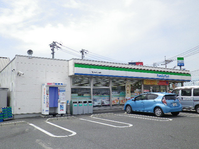 コンビニ　ファミリーマート岡山平井7丁目店（コンビニ）まで203m