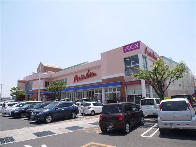 スーパー　マルナカ平井店（スーパー）まで590m
