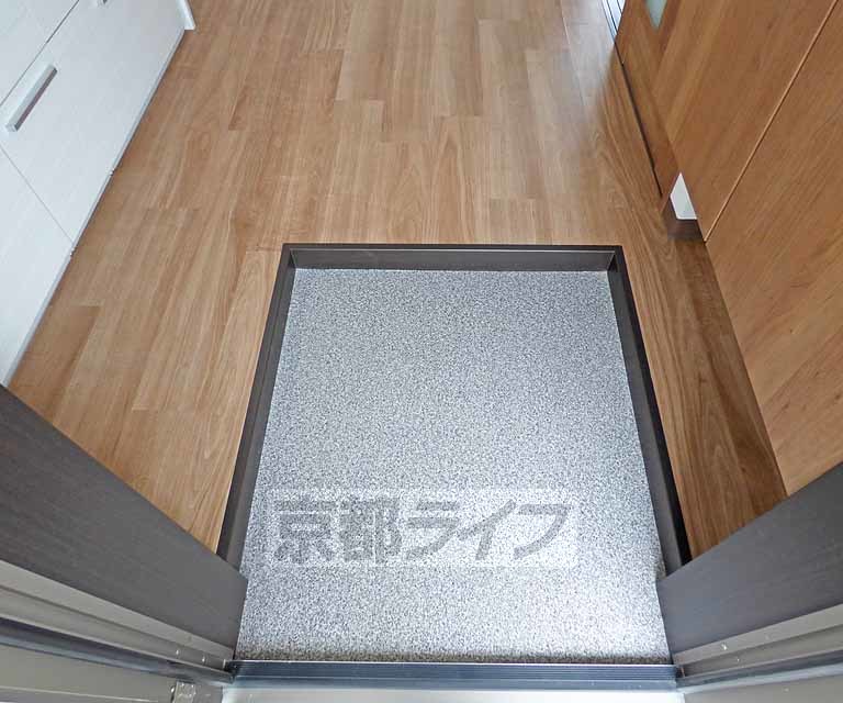 玄関　玄関です。