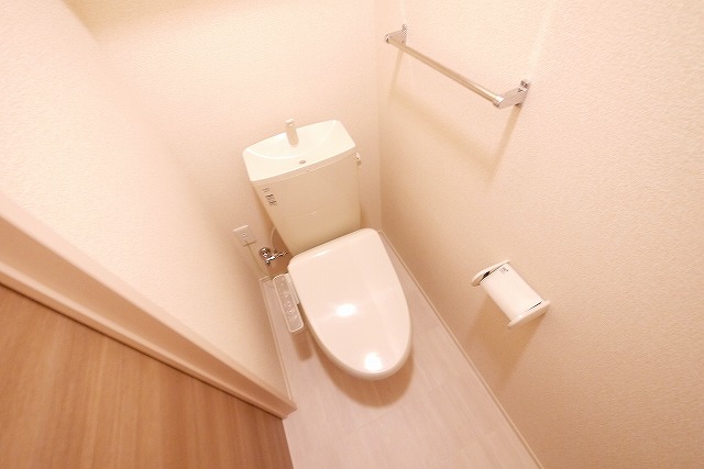 トイレ　トイレもきれいです