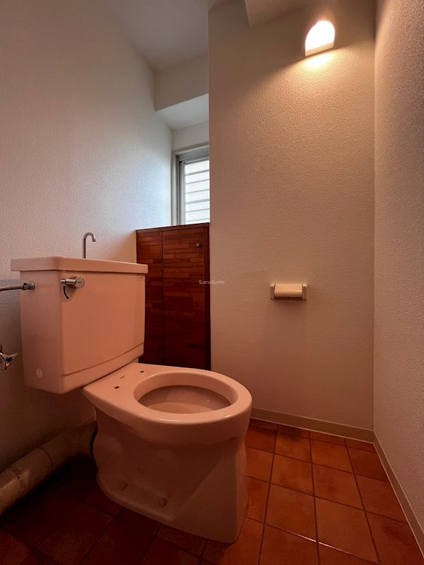 トイレ　トイレもきれいです