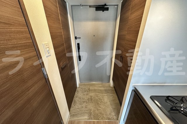 玄関　シンプルで使いやすい玄関です
