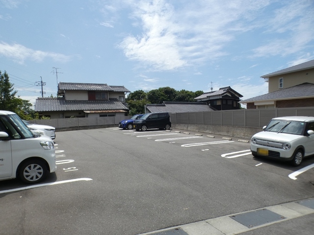 駐車場　駐輪場