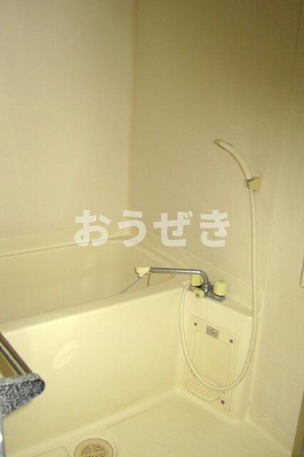 バス・シャワールーム　?
