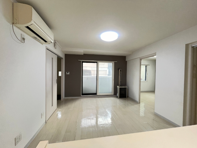 居室・リビング　明るい南向きのお部屋です♪