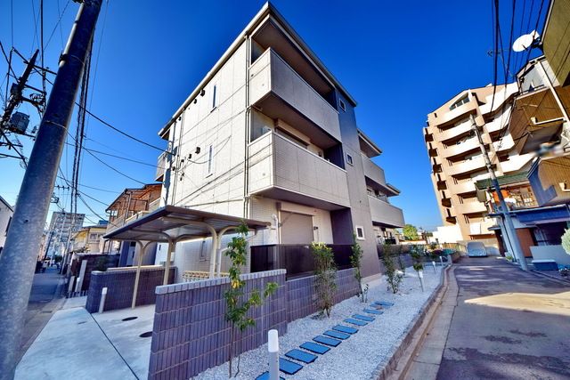 建物外観　★調布駅徒歩５分・オートロック付アパートです★